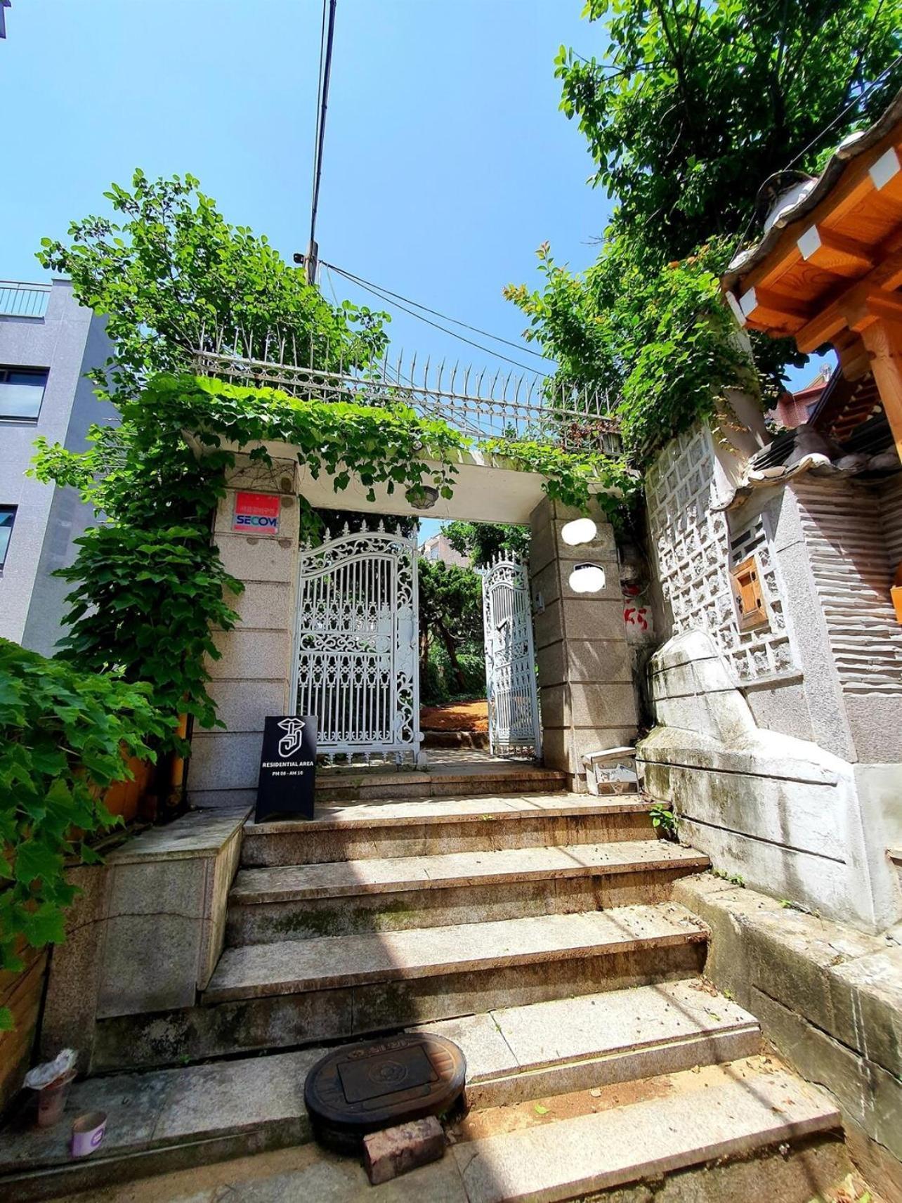 Sg Tailored Service Home Near Metro Seoul Exteriör bild